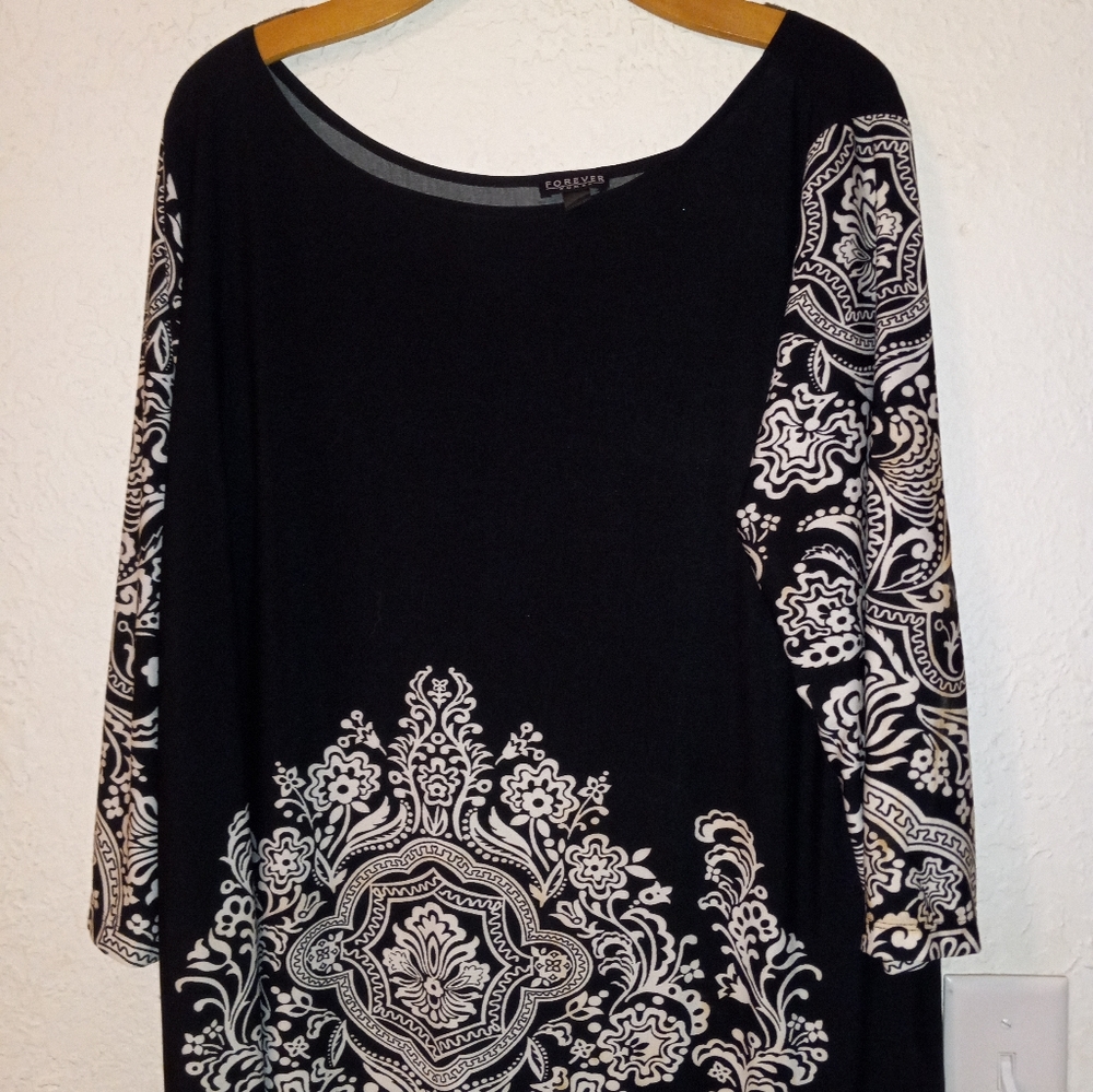 Forever Woman Plus Size Dress - Picture 2 of 7